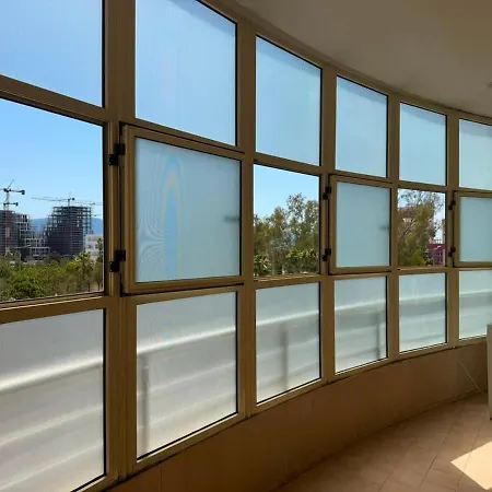 Center Escape Penthouse *