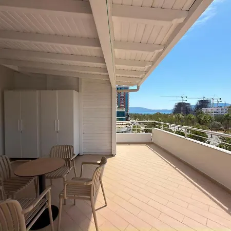 Center Escape Penthouse Appartement Vlorë